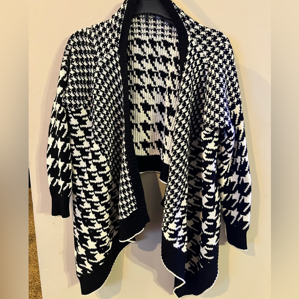 Black and White Plaid Wrap Cardigan/Sweater